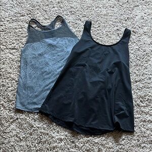 Women’s old navy active tanks